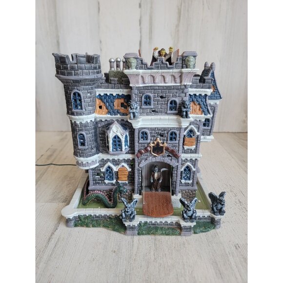 Lemax AS IS Castle on spooky Hill Halloween Village accessory animated - Picture 1 of 9